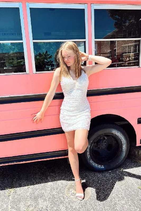 Gorgeous V-neck Spaghetti Straps Sequined Sleeveless Homecoming Dresses Tunics Long Elegant