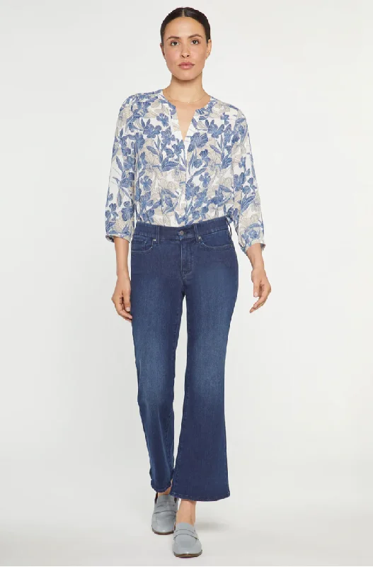 Julia Waist-Match™ Relaxed Flared Jeans