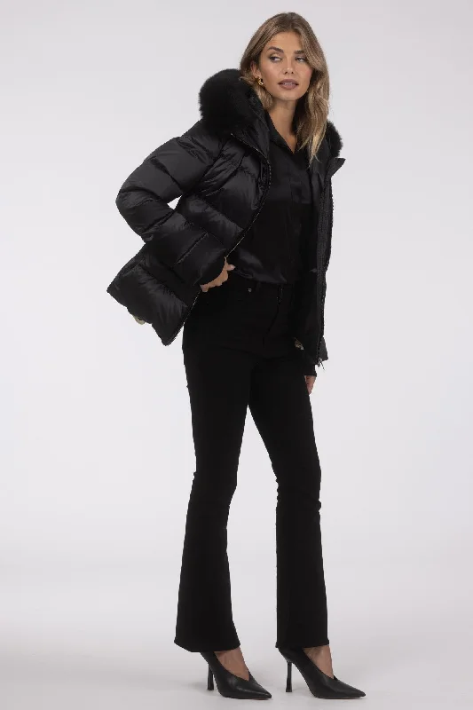 Après-Ski Jacket with Detachable Toscana Shearling Lamb Hood Trim