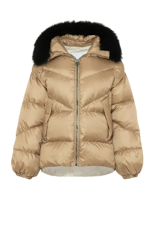 Après-Ski Jacket with Detachable Toscana Shearling Lamb Hood Trim