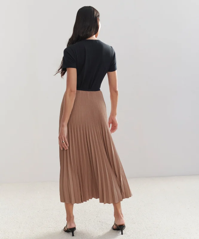 Pleated Skirt