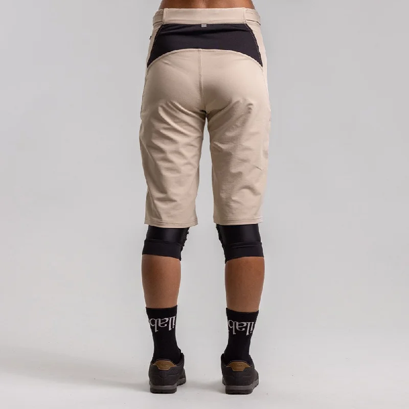 Traverse Ride Short - Women's